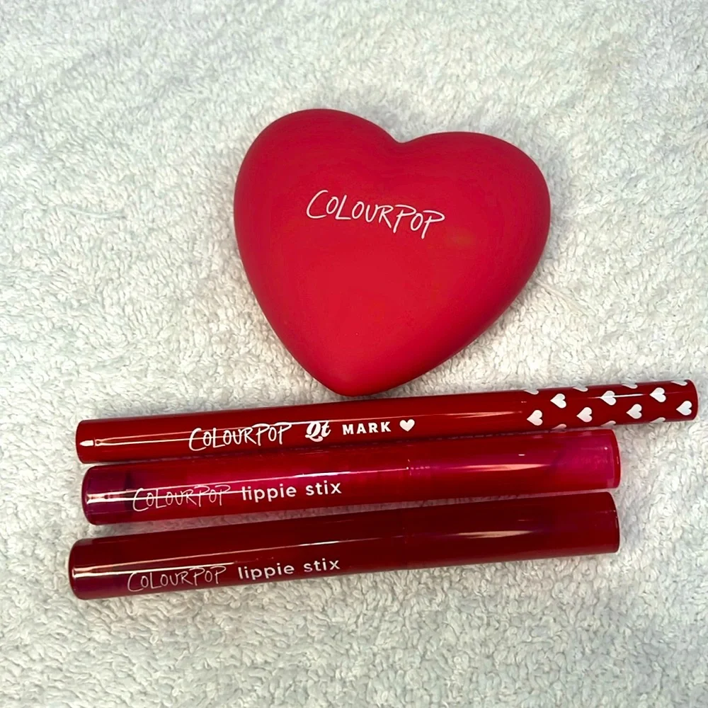 NWOT Colourpop blush and lipstick set